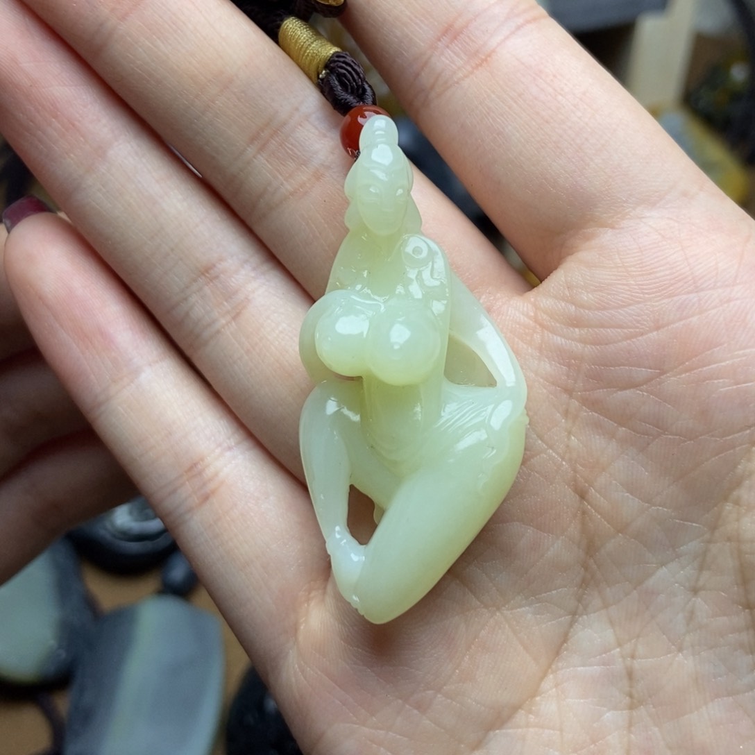 和田玉挂件未镶嵌