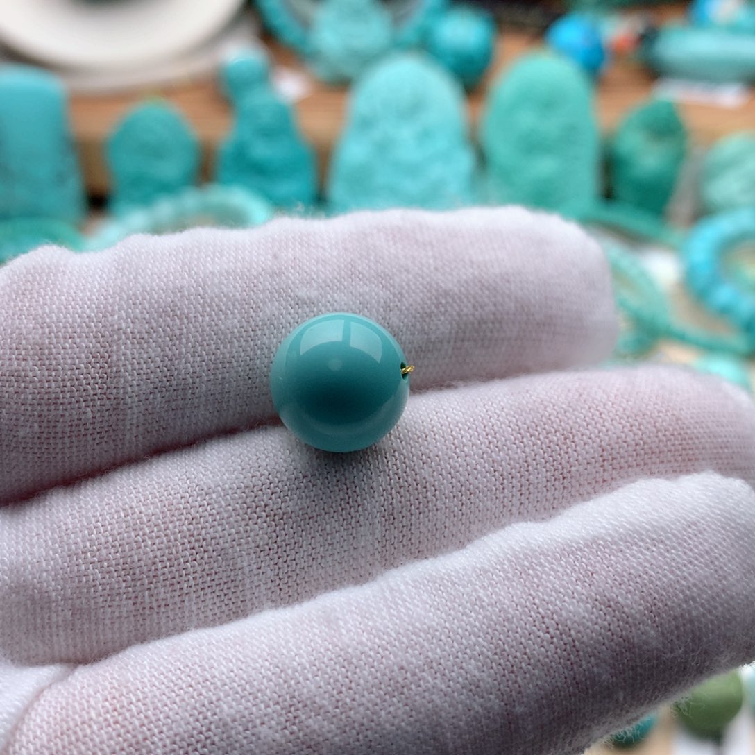 绿松石颈饰未镶嵌