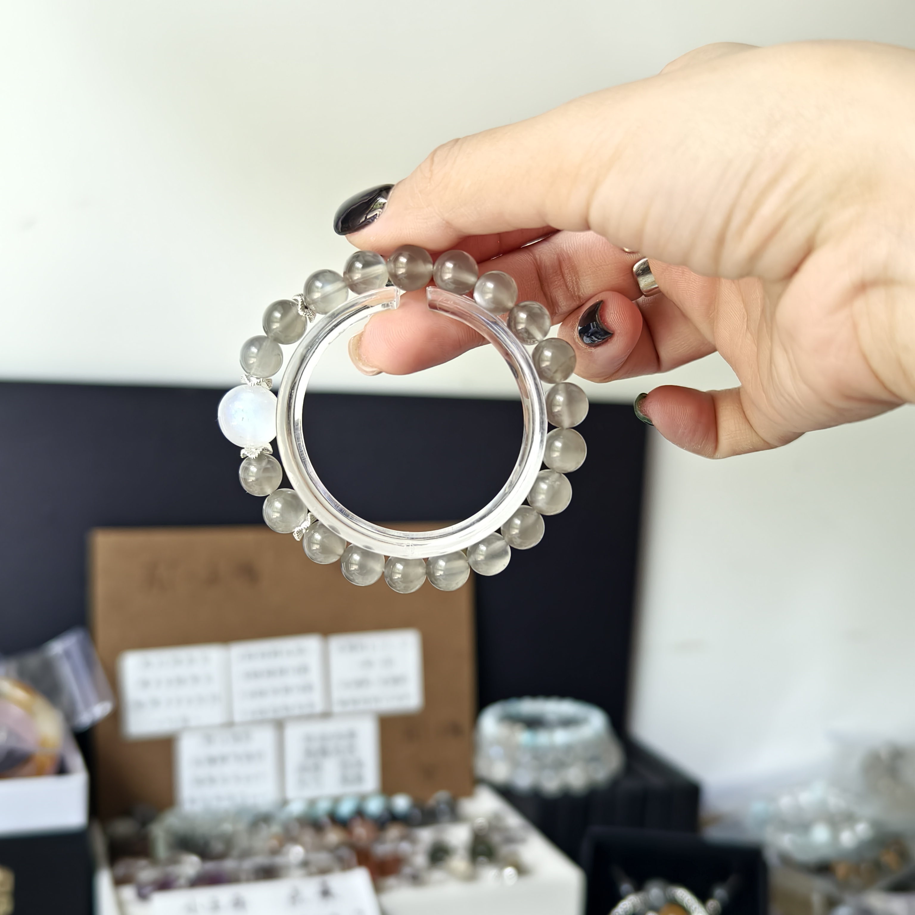 手链 P65 一物一拍 尺寸8m-11m(蓝月.银月)