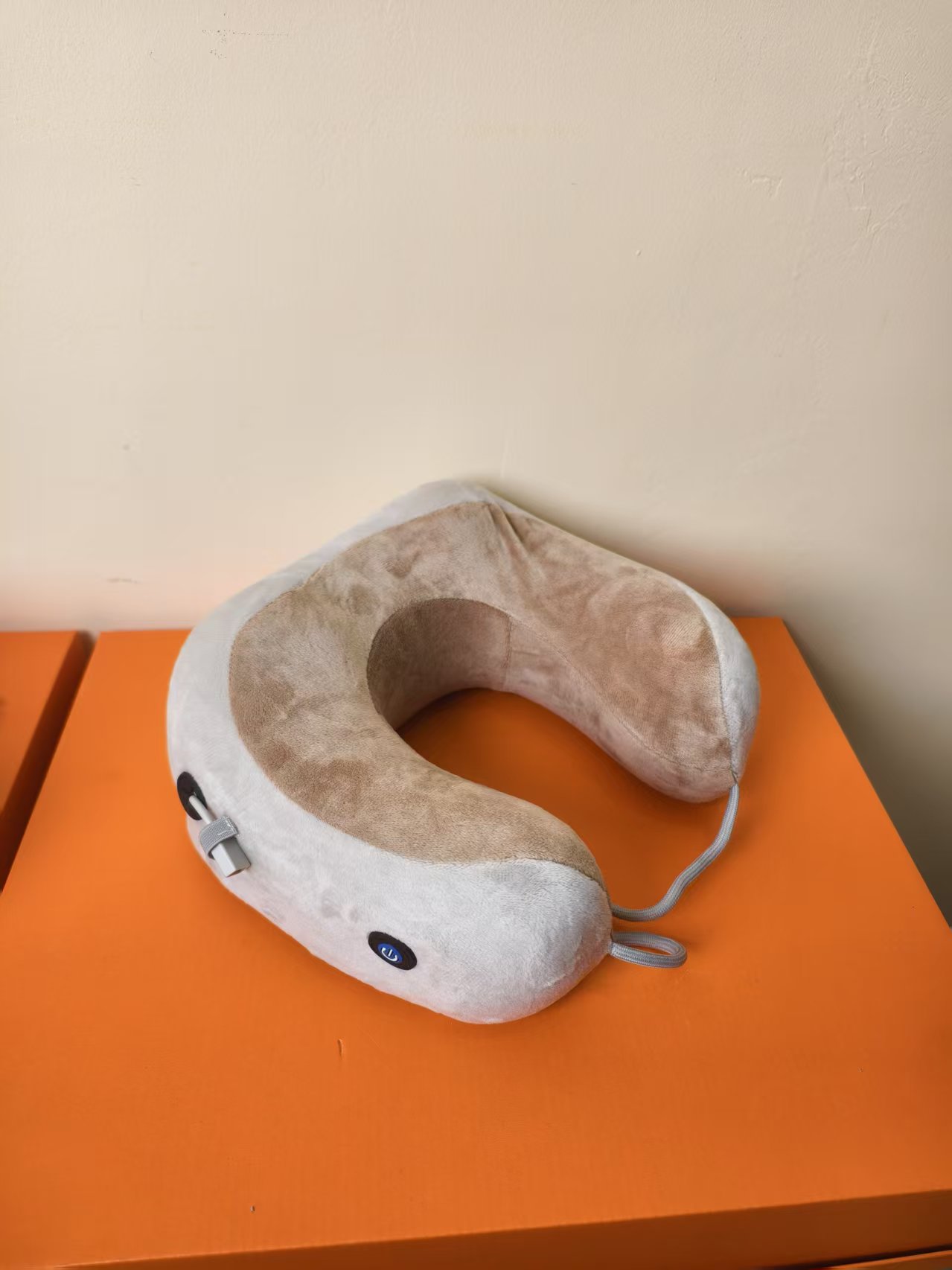 颈椎枕揉捏颈部不支持加热按键式电池式