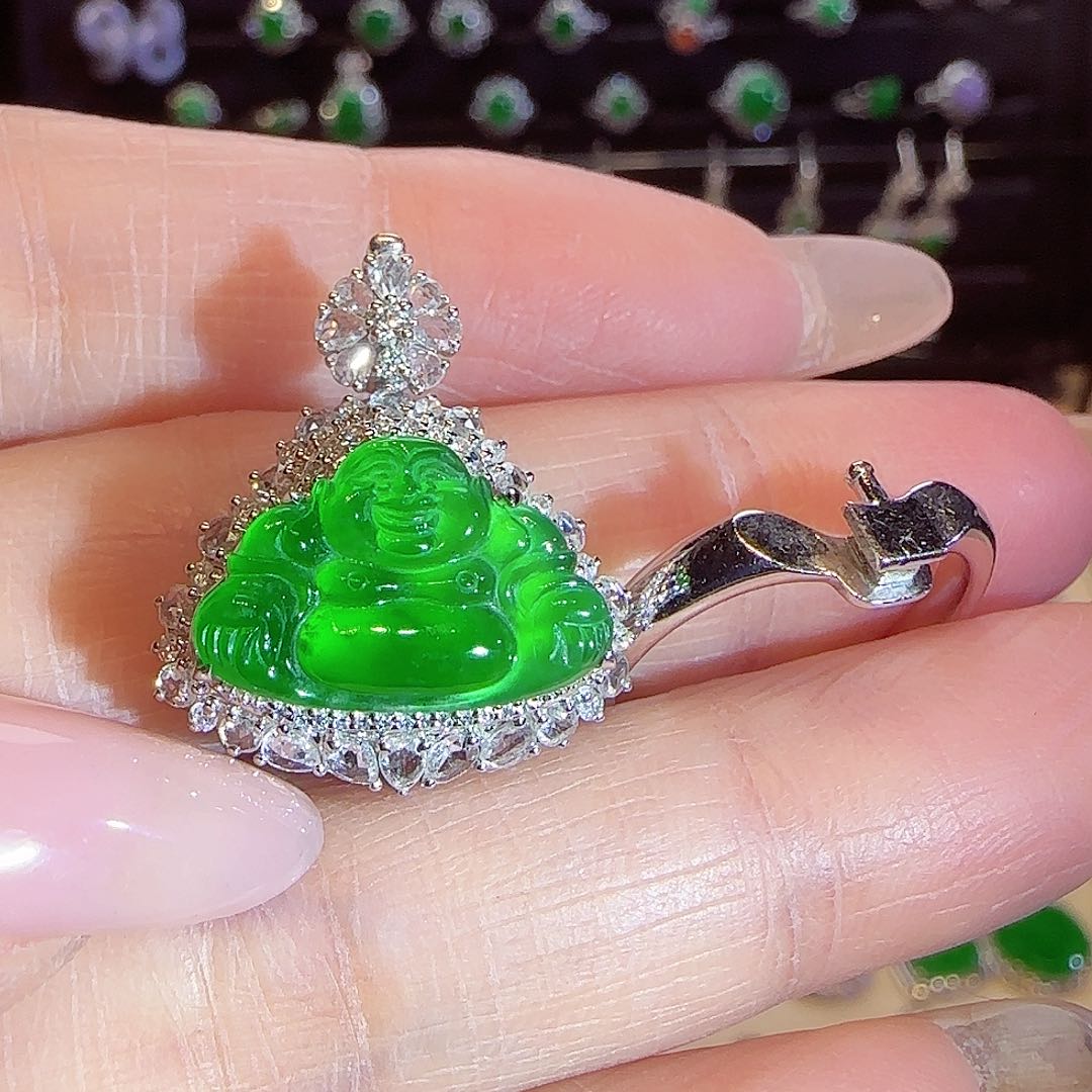 翡翠吊坠(不含链)18K金镶嵌