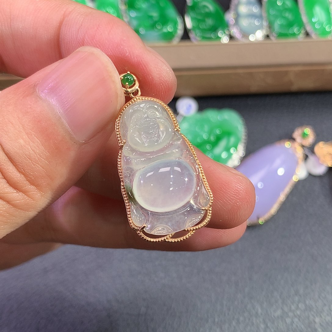 翡翠18K金镶嵌吊坠(赠链)