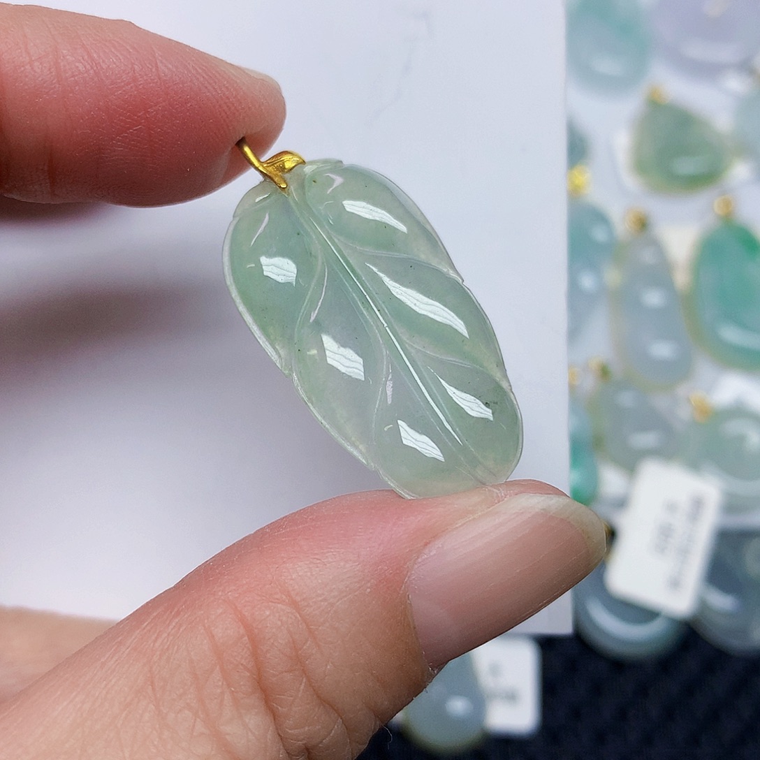 翡翠18K金镶嵌颈饰344677