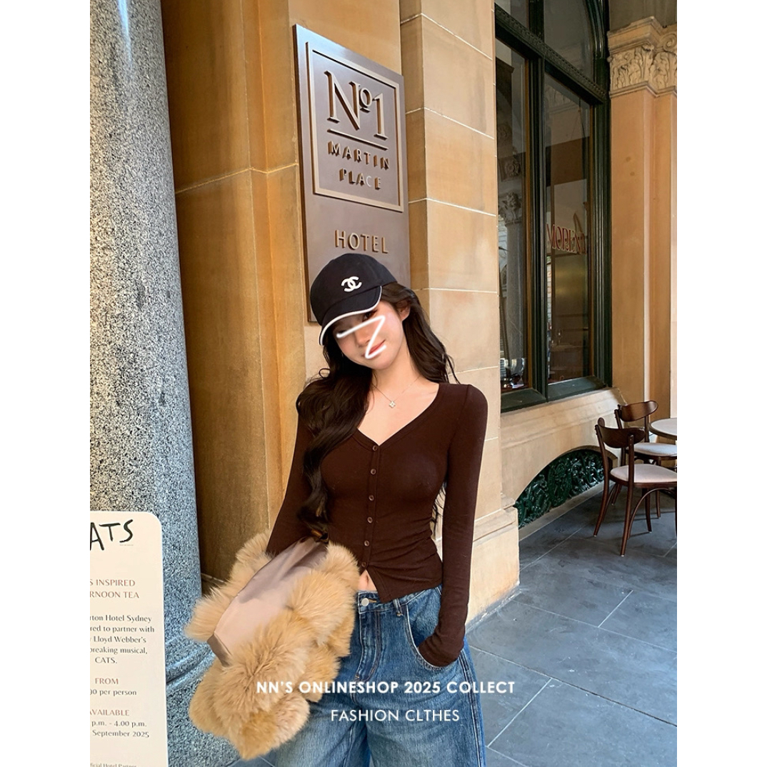 【韩女沙漏】纯欲风V领抽褶钮扣长袖 