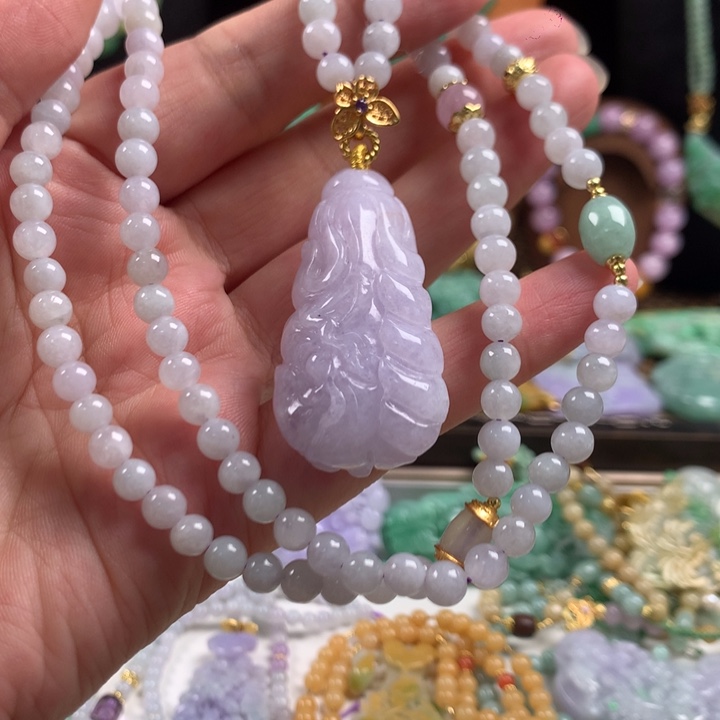 翡翠未镶嵌颈饰吊坠