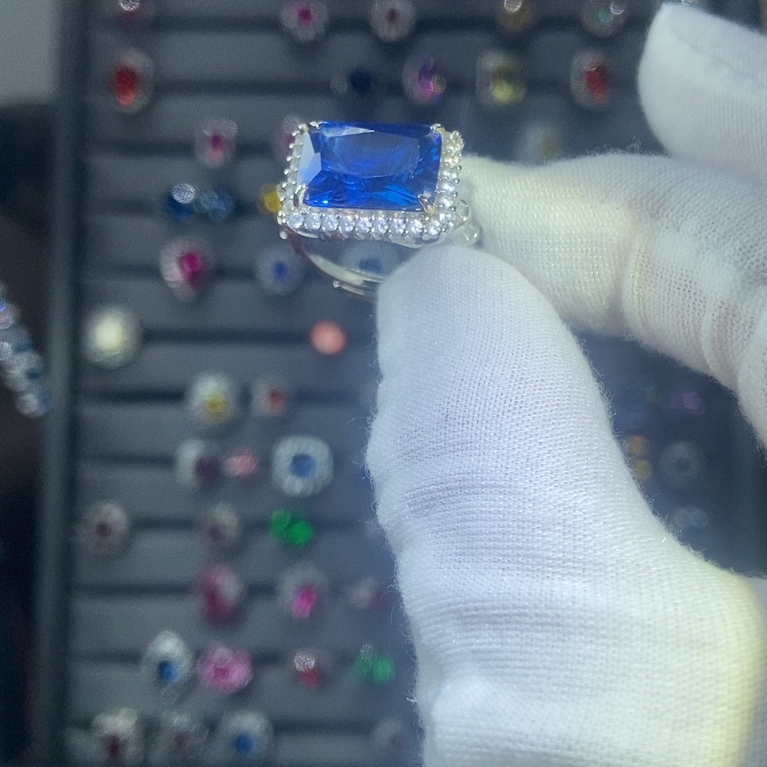 甜***悠1蓝宝石（处理）01-02-2