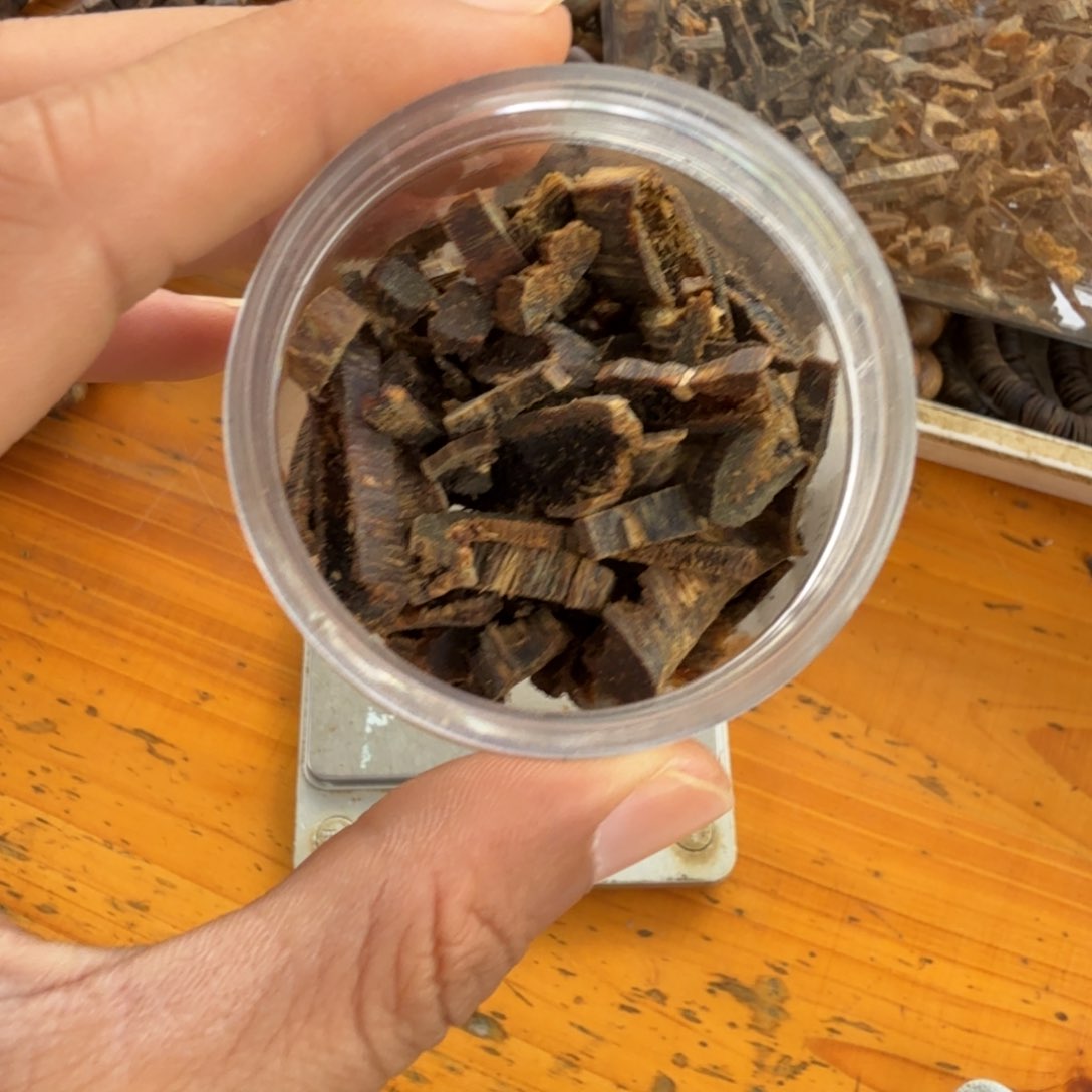 沉香碎屑沉香20克沉水碎料多样性发一
