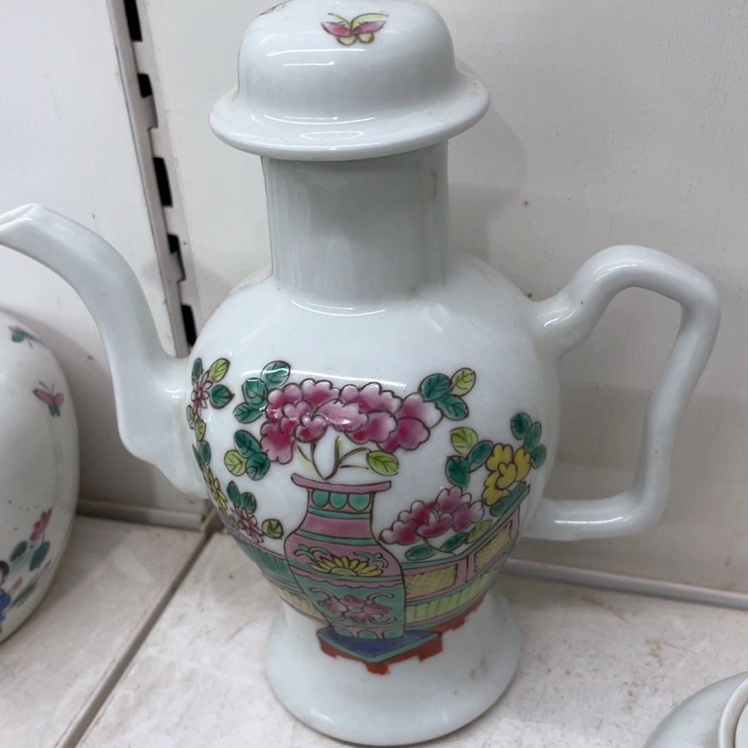 摆件手绘陶瓷作品欣赏