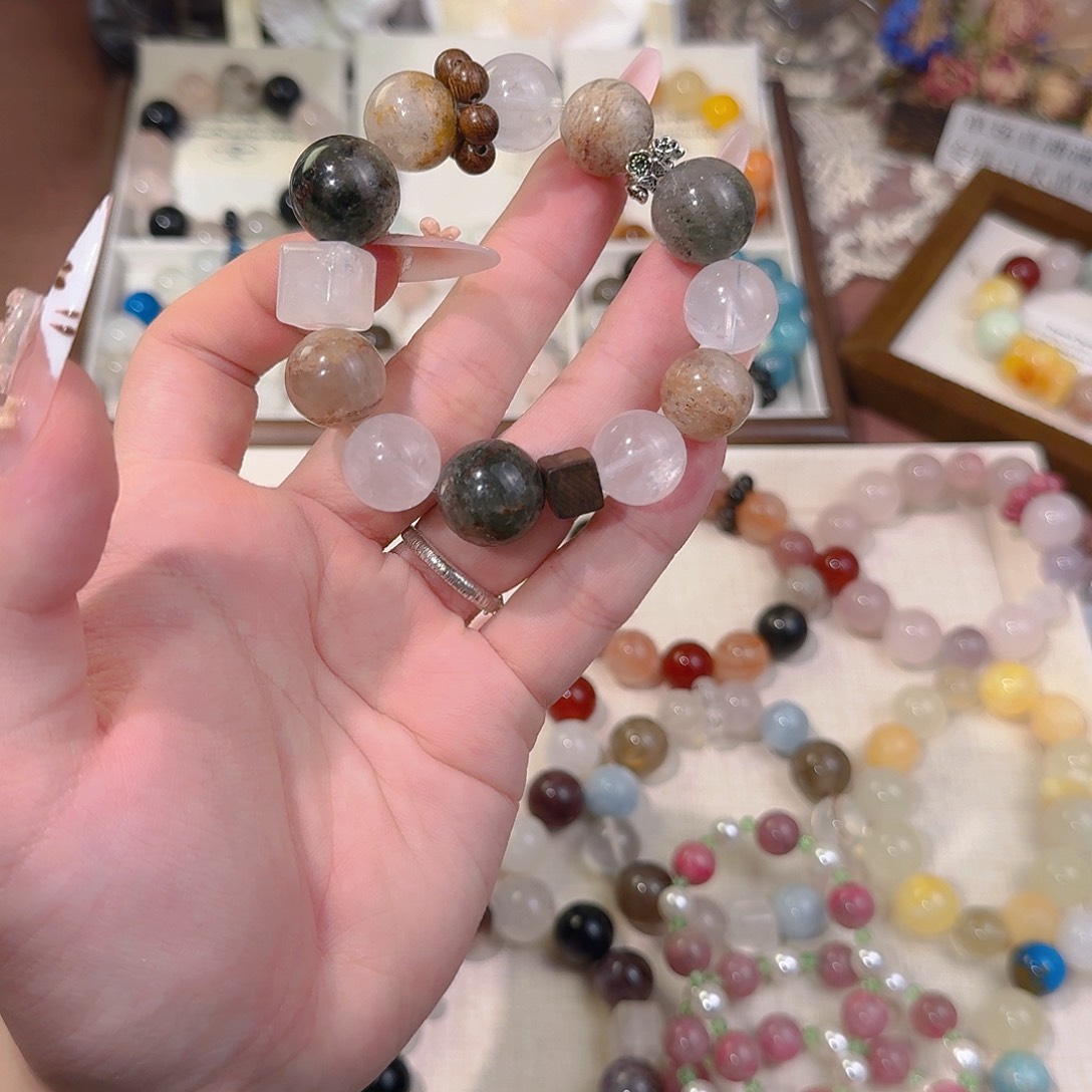 水晶手链合金天然水晶手串多样性发其一