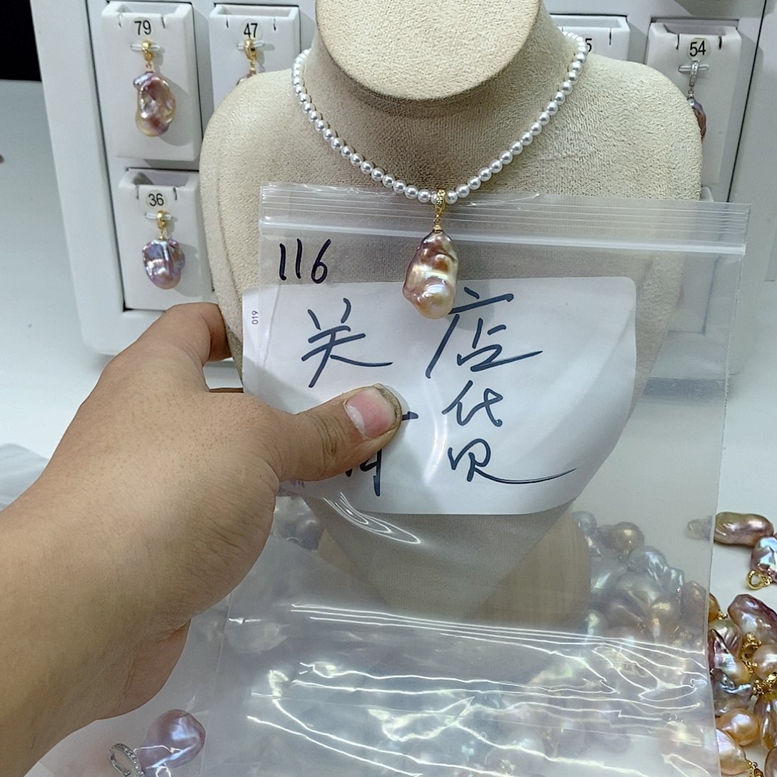 淡水珍珠颈饰合金