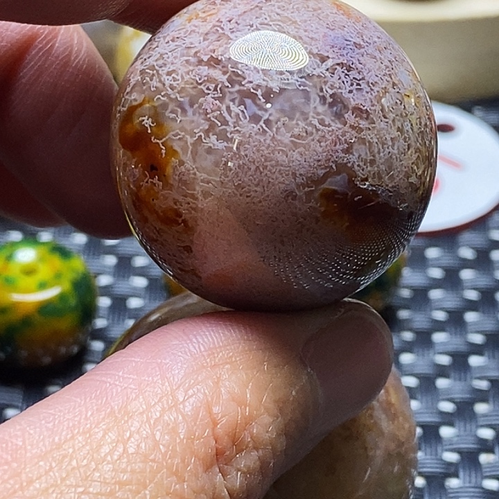 春***鸽玛瑙/玉髓未镶嵌颈饰