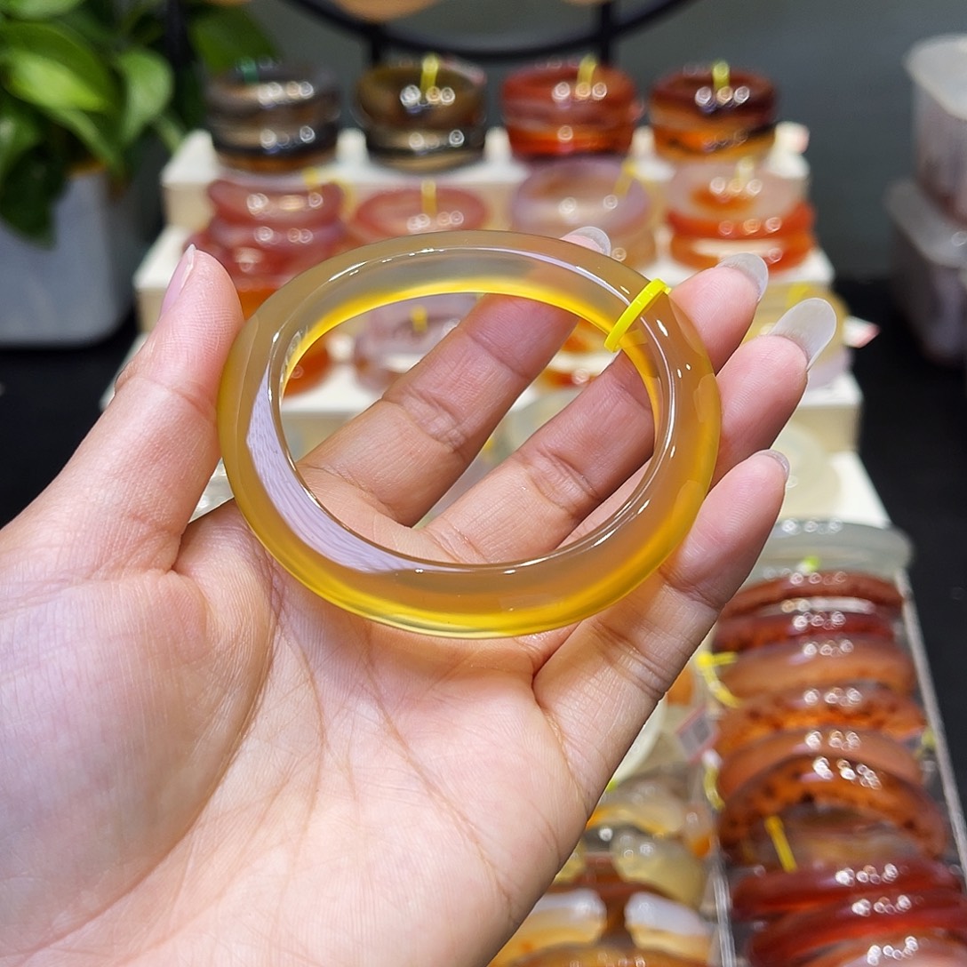 玛瑙/玉髓未镶嵌手镯