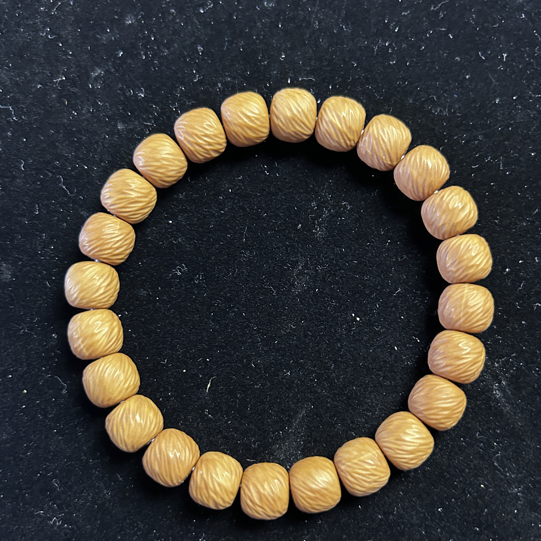 猴头核桃手工雕刻毕业级 云锦