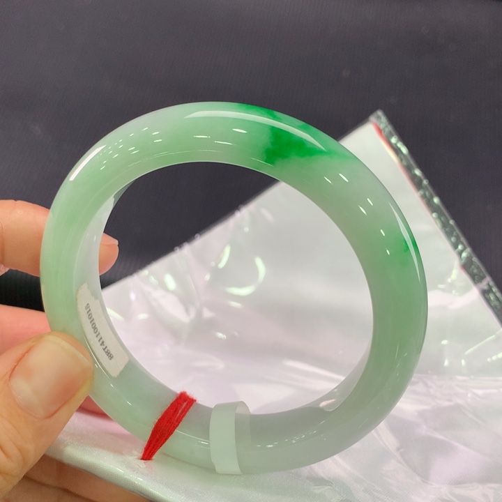 翡翠未镶嵌手镯正圈55-56