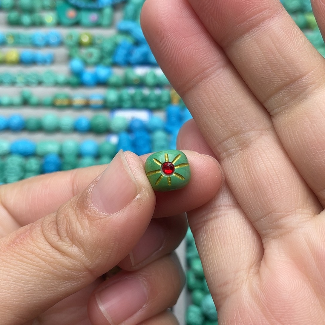 玛瑙/玉髓未镶嵌珠宝半成品