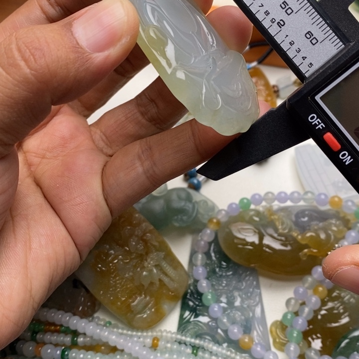 定制翡翠未镶嵌醉*遥