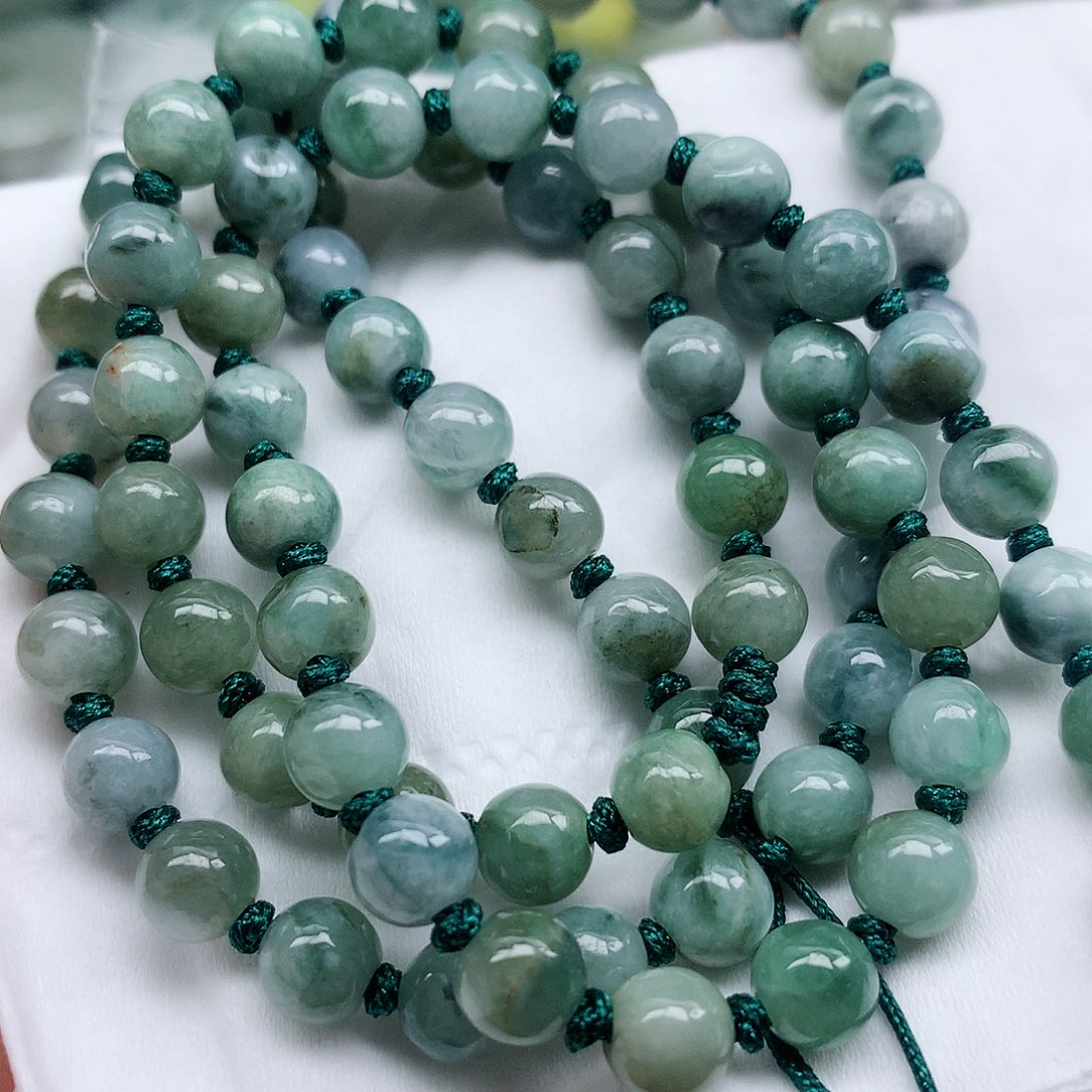 翡翠未镶嵌颈饰手串