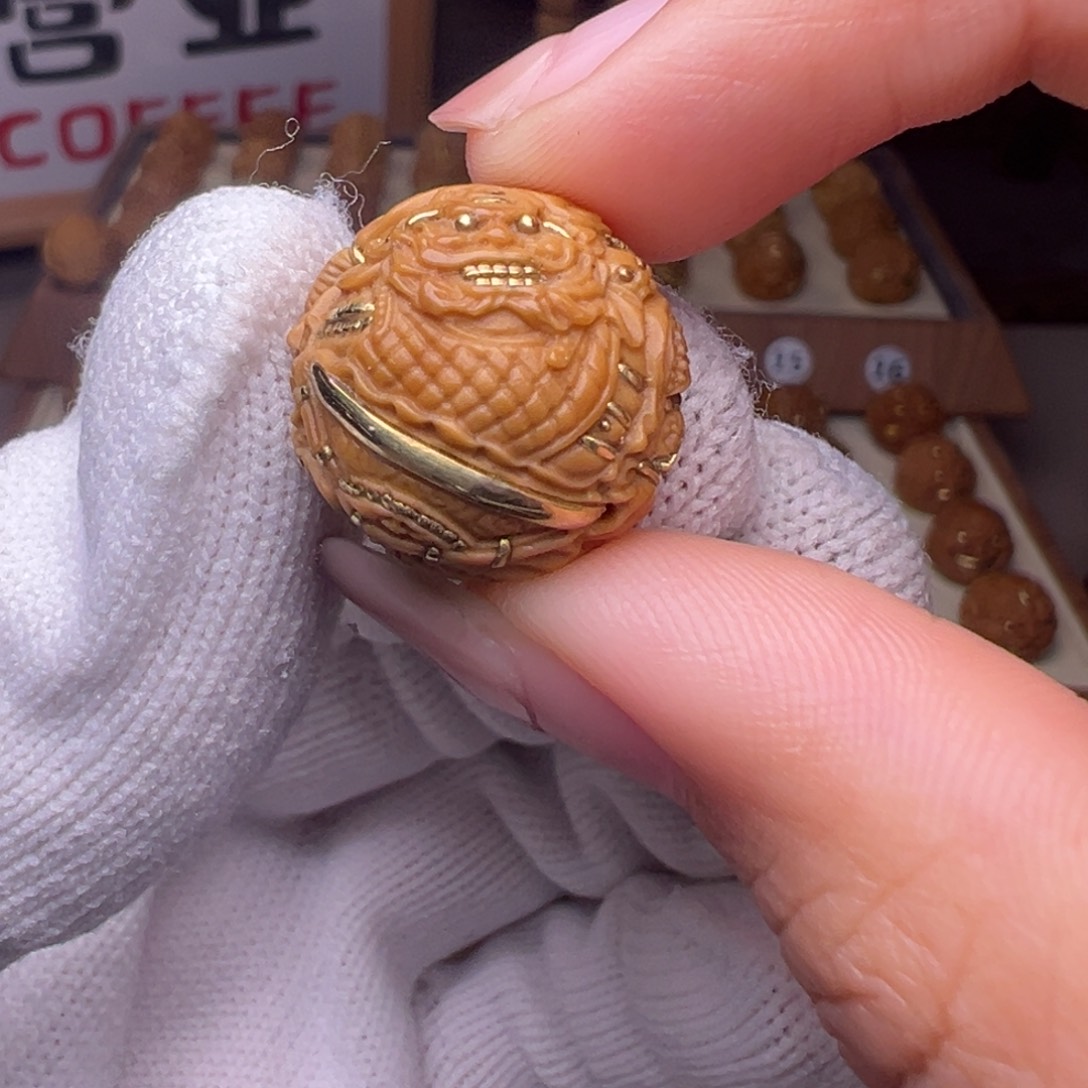 猴头核桃把件镶嵌款黑神话钟馗全品有正常封口线