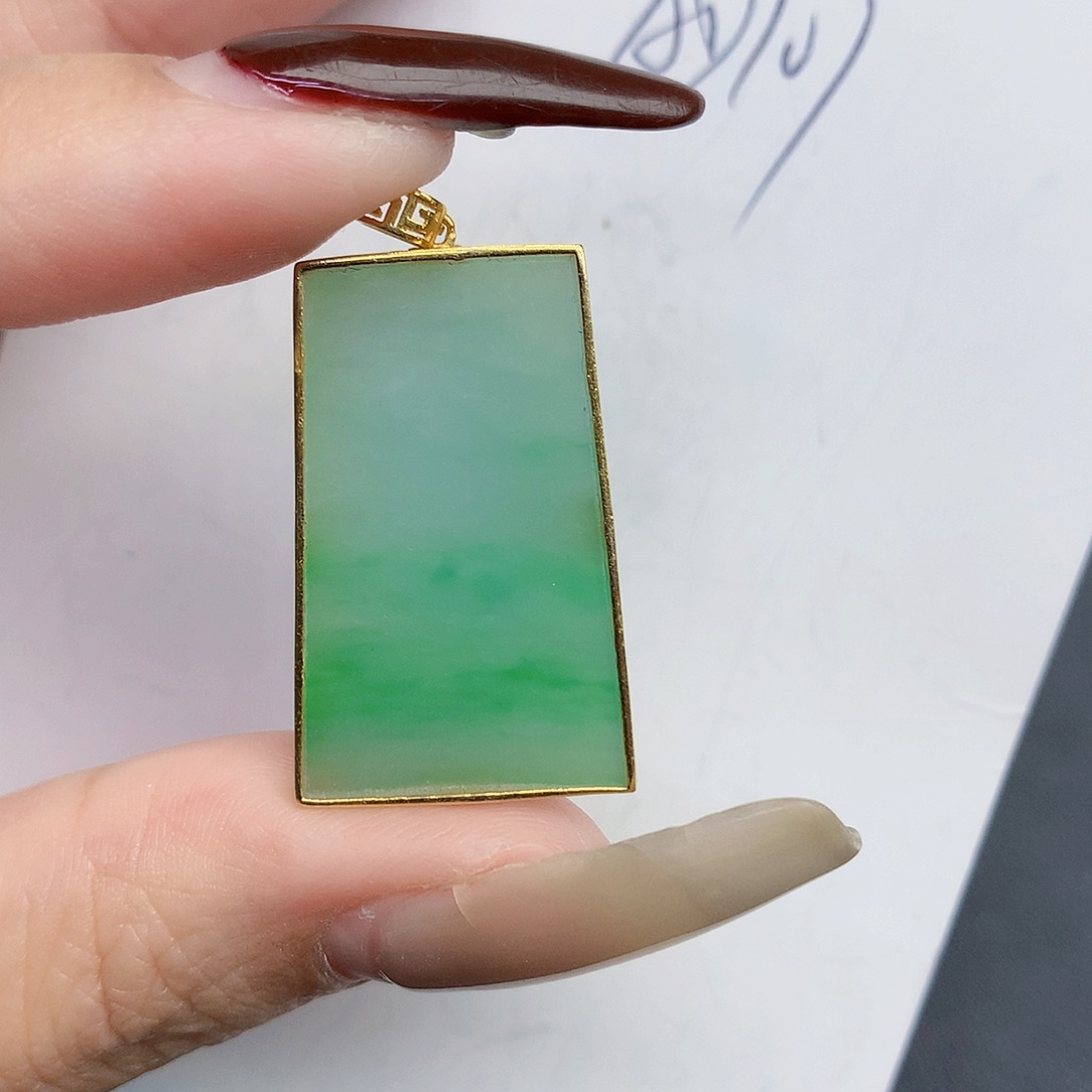 【闪购商品】翡翠颈饰18K金镶嵌000000000