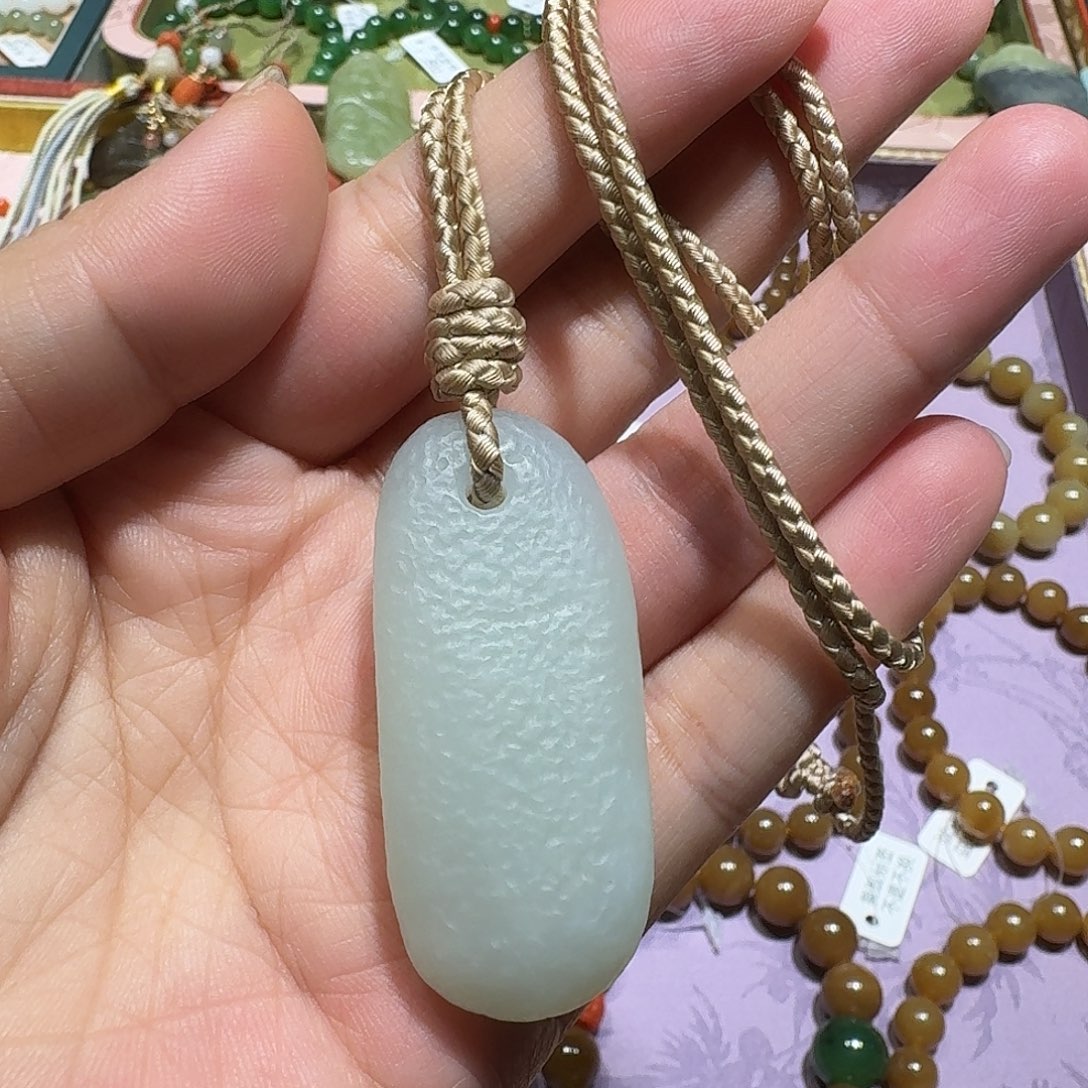 和田玉未镶嵌珠宝奇石