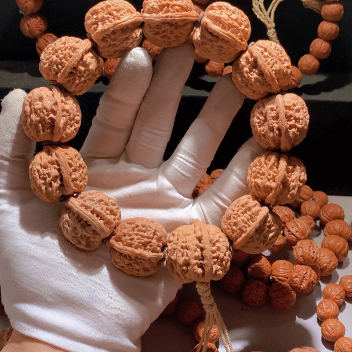 午****手串文玩核桃白狮子