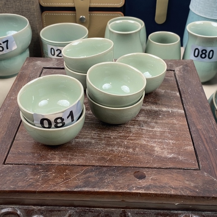 杯子天***边原碎釉，原产地汝瓷 微瑕