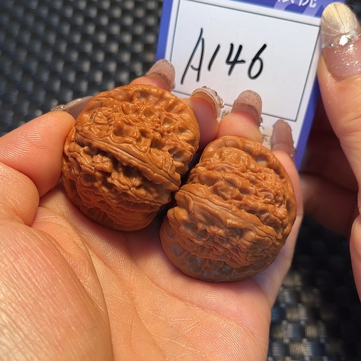 吊坠桃核42狮子A146