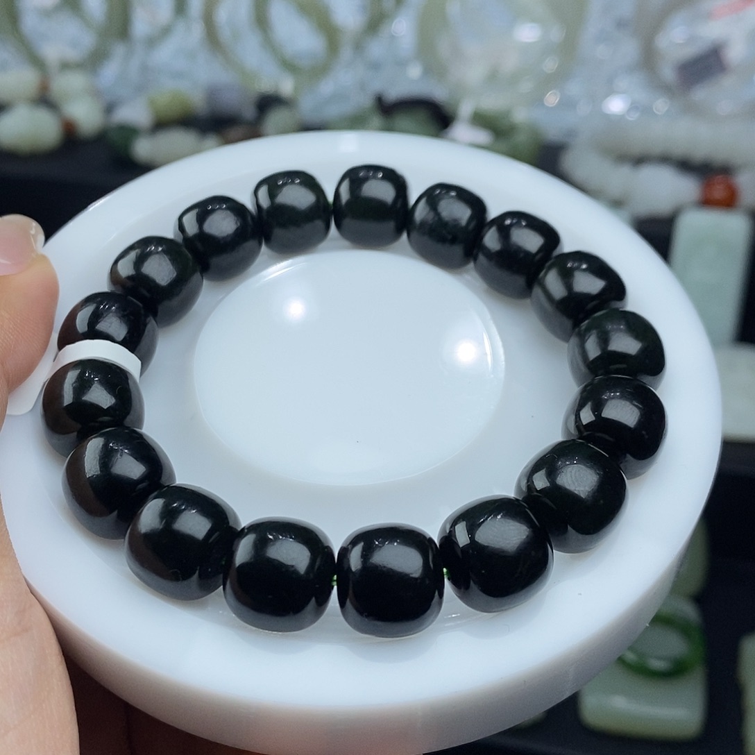 和田玉未镶嵌手串