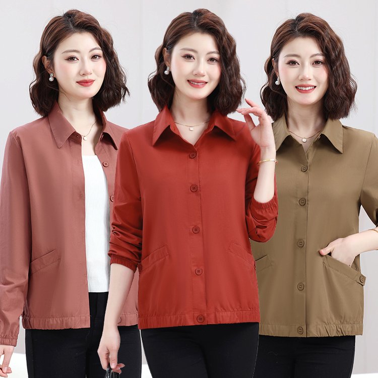 休闲款中年中老年女装外套纯色洋气春秋大码妈妈上衣外套女士上衣