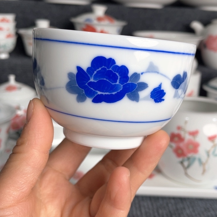 景德镇陶瓷主人杯