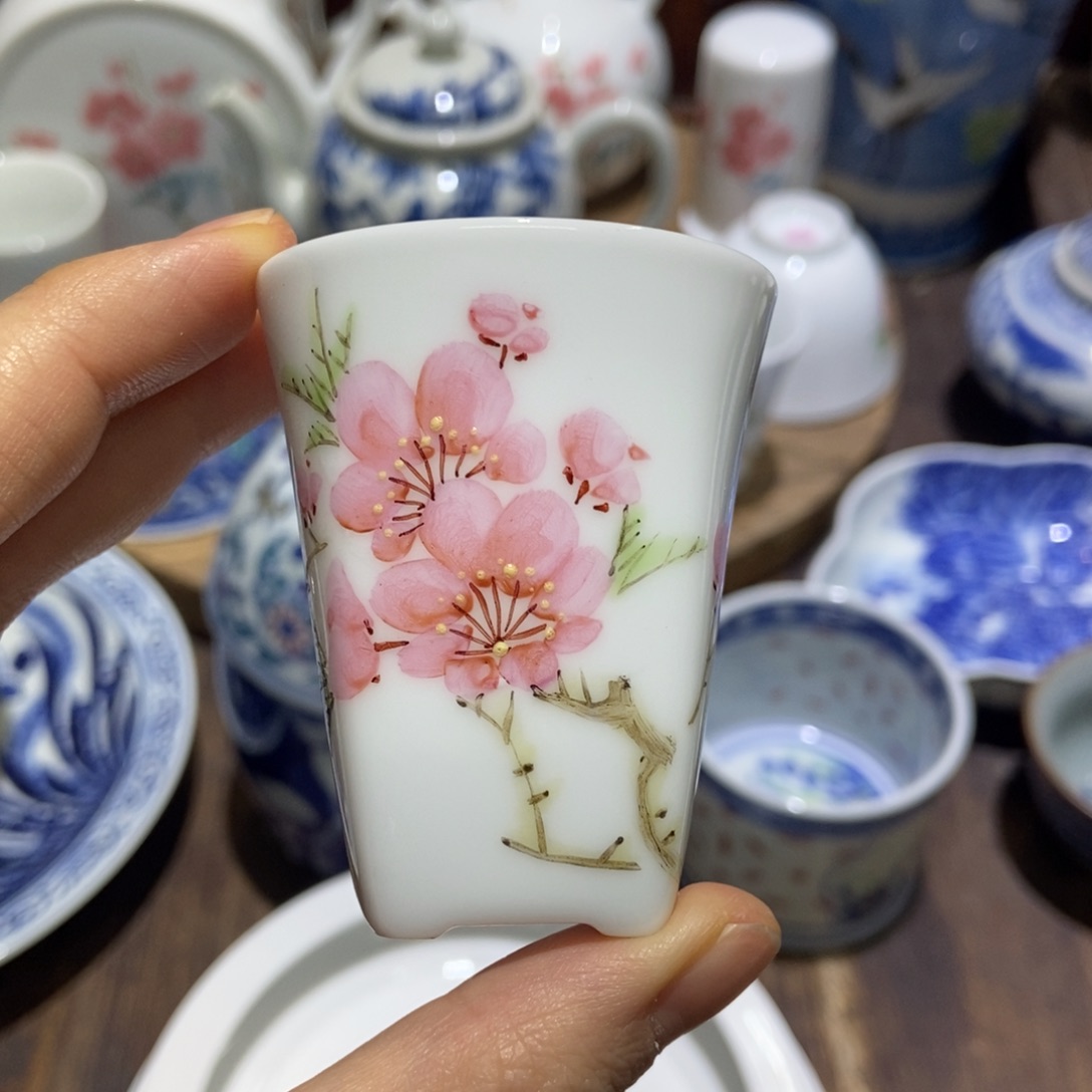 卷***婷陶瓷艺术品的制作
