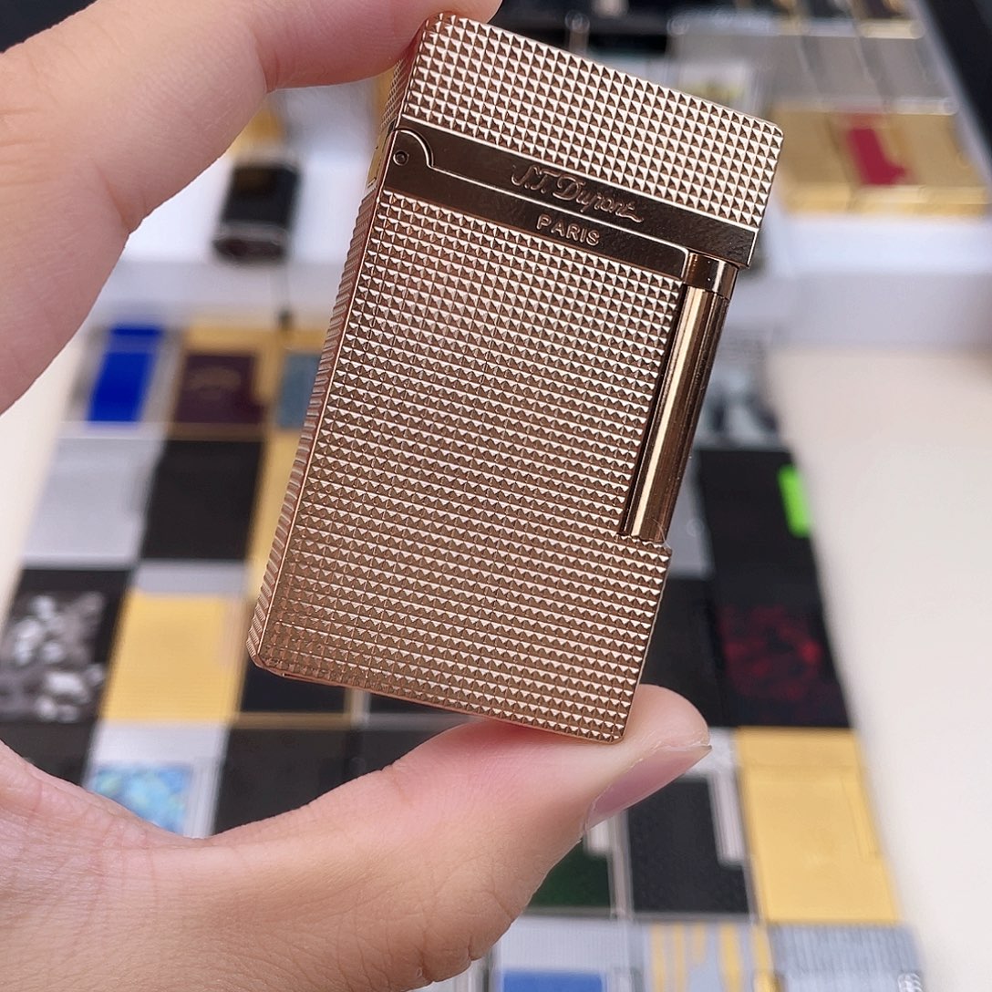 明铬哈哈哈哈哈哈哈哈哈哈