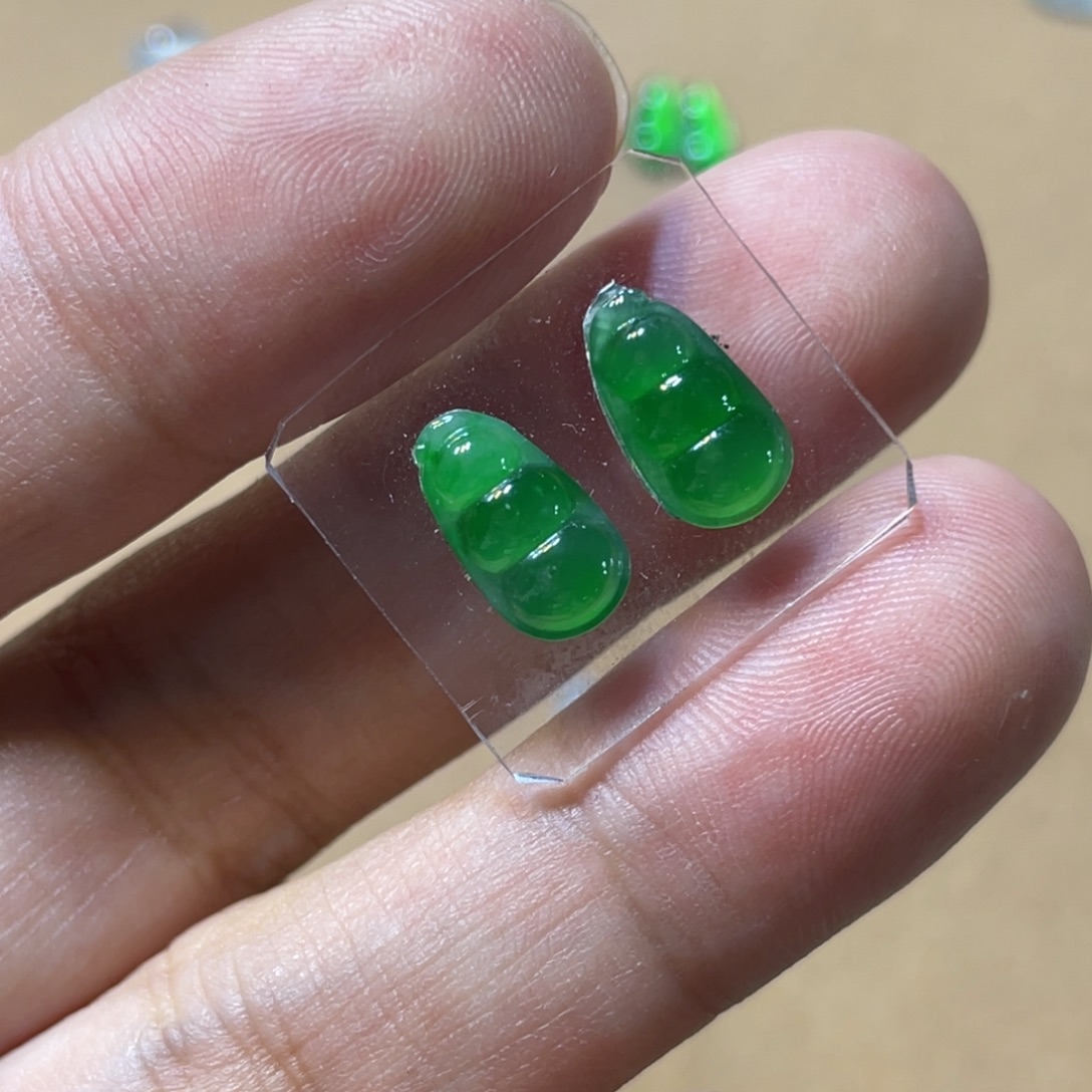 定制翡翠未镶嵌豆子