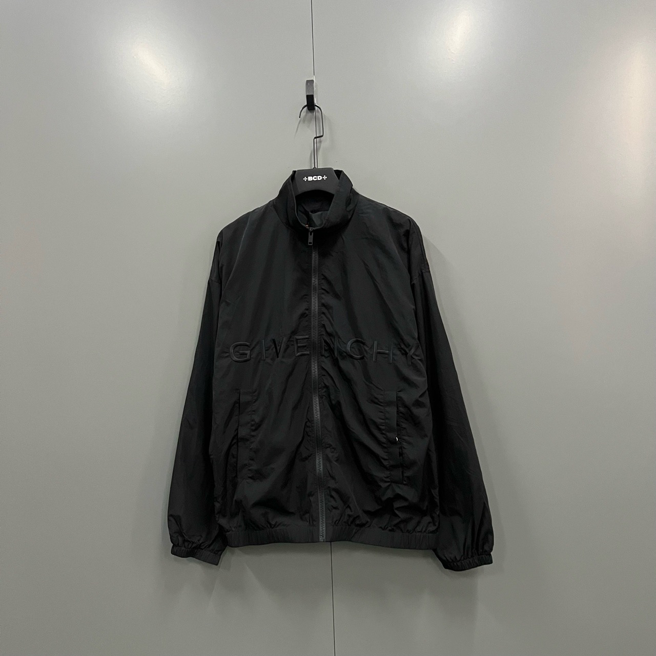 （bb）120 纪梵希 黑色字母刺绣拉链外套 50码/全新/400075