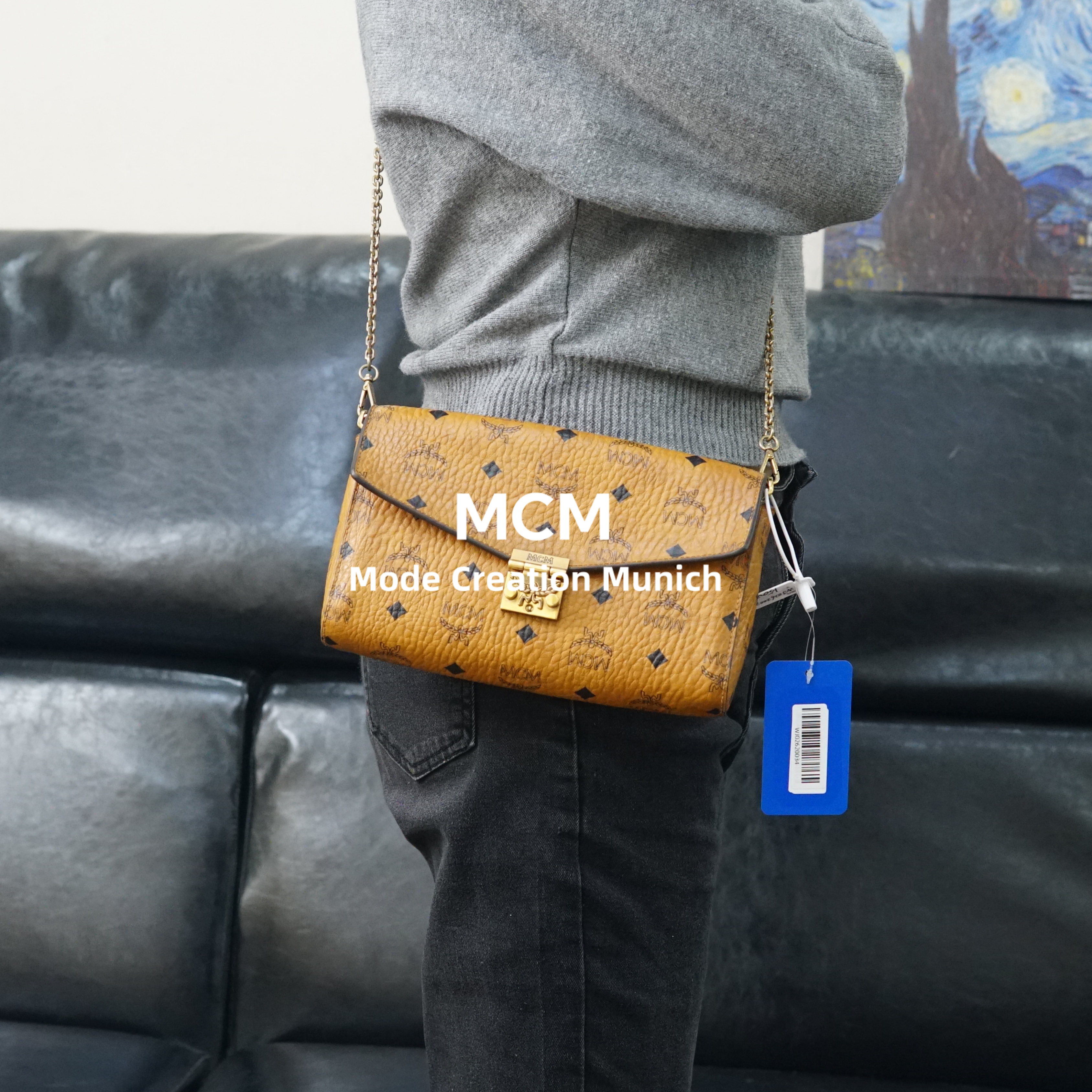 95新 MCM 干邑色斜挎包/WJ02620034/0034