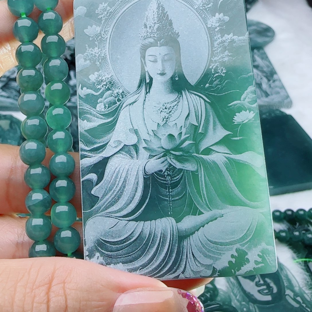 颈饰未镶嵌翡翠多样性发货天然的A货翡翠