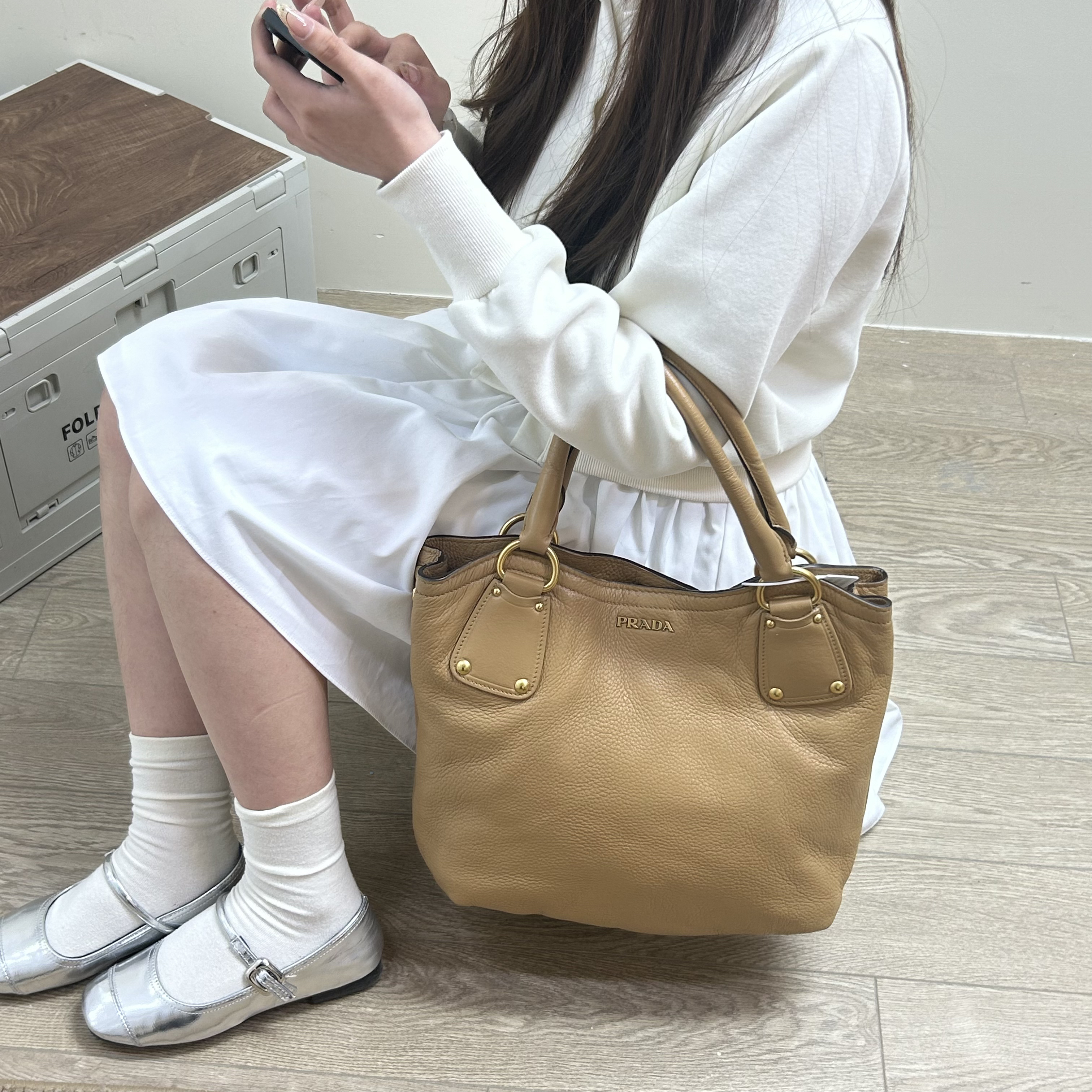 95新 Prada/普拉达 95新 奶茶色托特单肩包