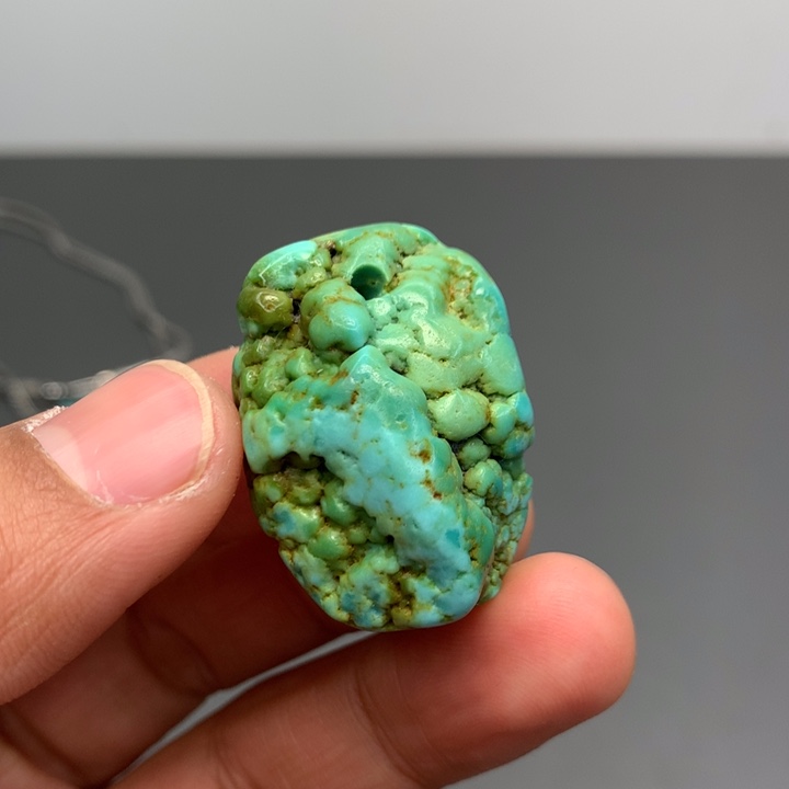 绿松石颈饰未镶嵌