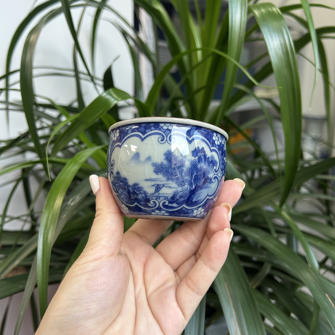 景德镇高温安全老陶泥釉下青花冰梅开窗山水单杯容量约80毫升