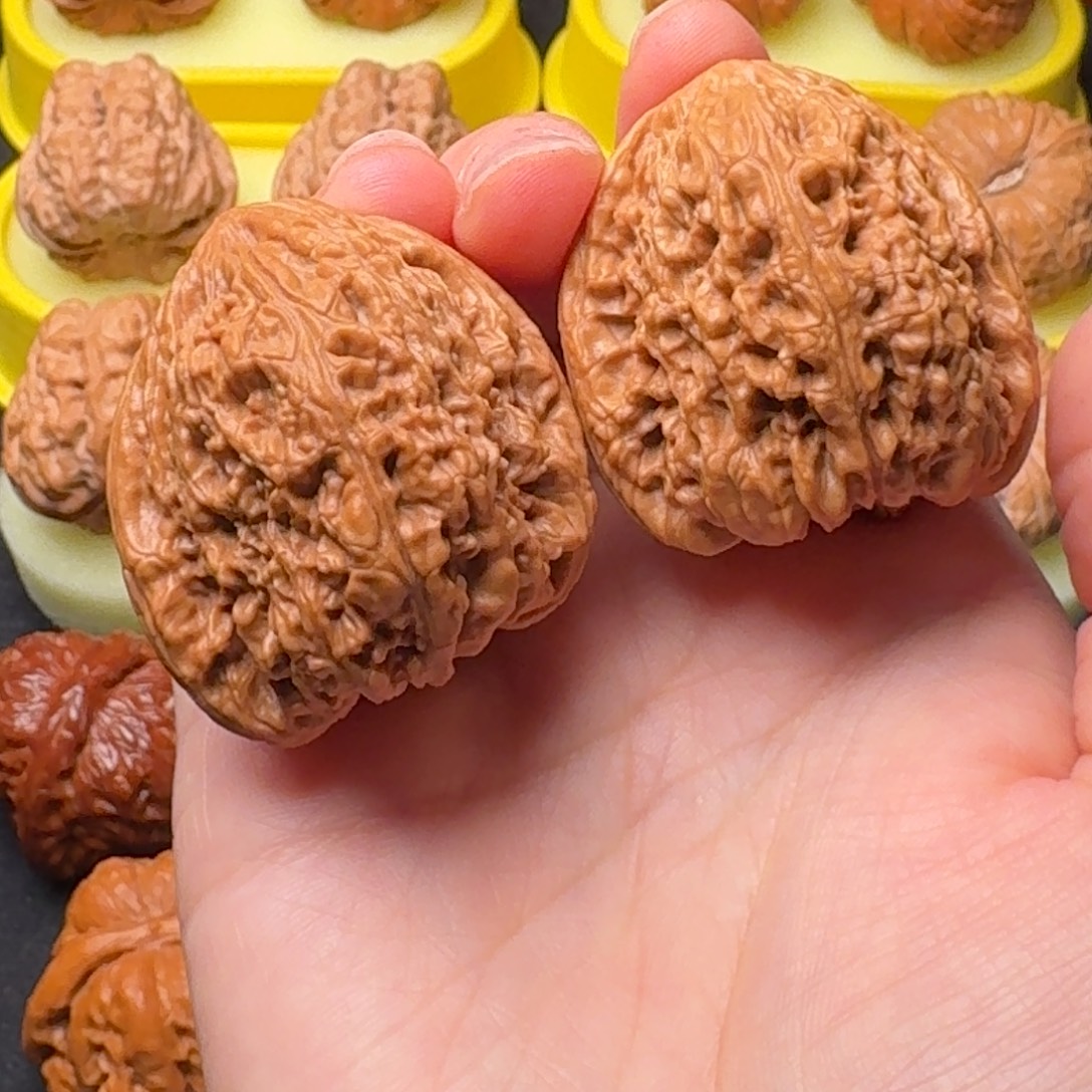 1***钟文玩核桃精品南疆37