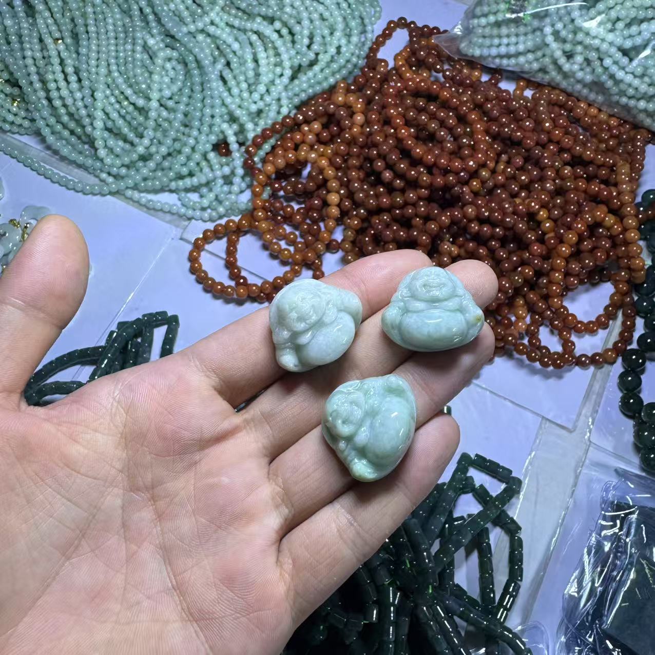 天然A货翡翠佛公吊坠-多样性发一