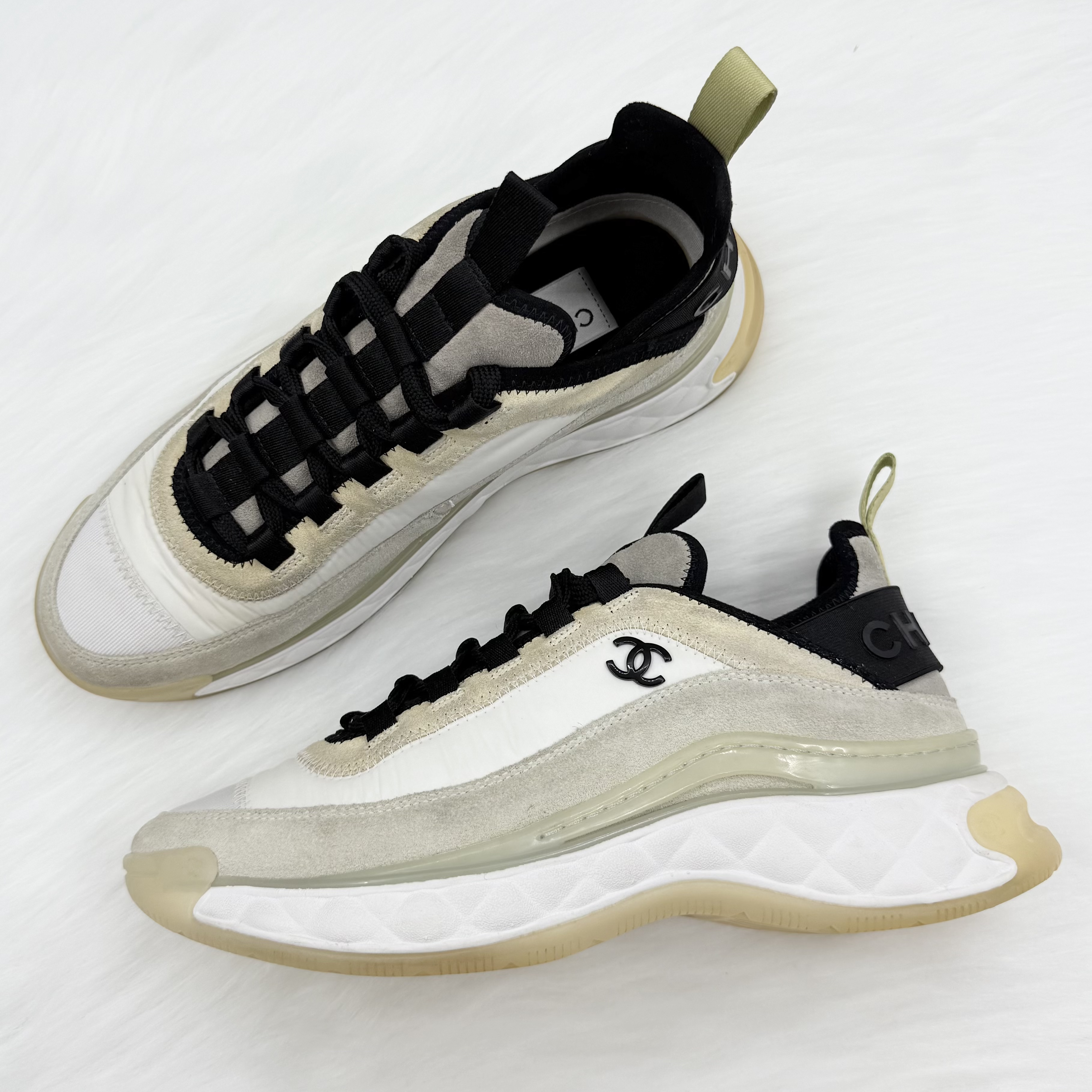 95新 Chanel/香奈儿 莫兰迪色麂皮运动鞋 37.5码 公价1w x183