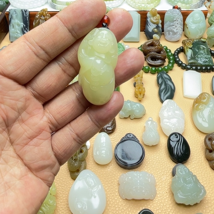 和田玉颈饰未镶嵌定制款