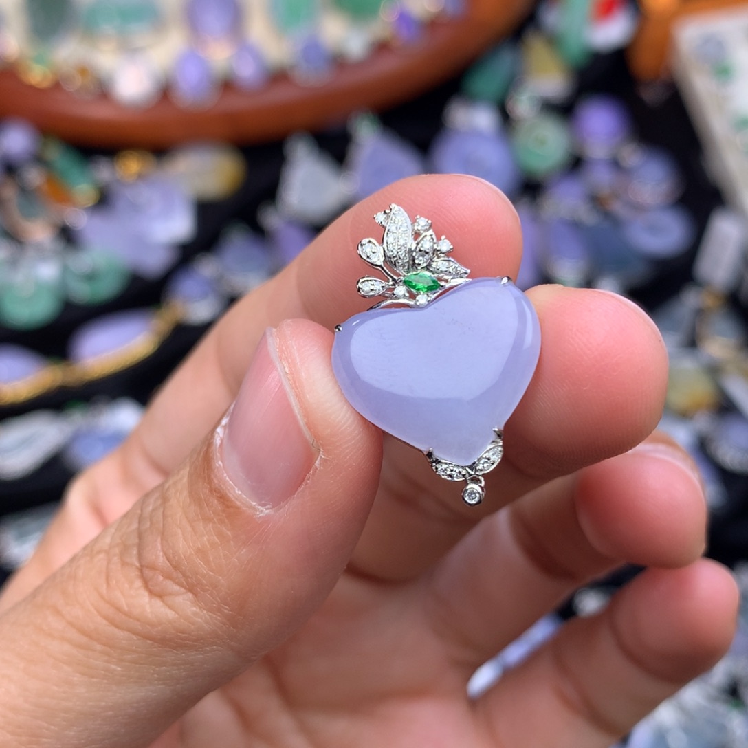 翡翠吊坠(不含链)18K金镶嵌