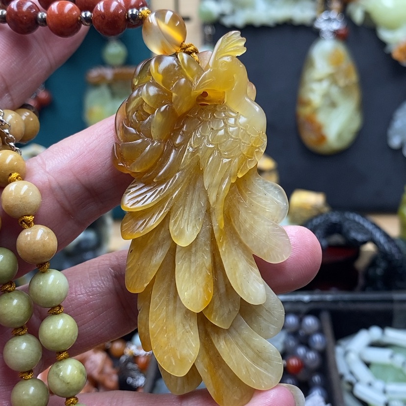 【闪购商品】蛇纹石玉吊坠未镶嵌