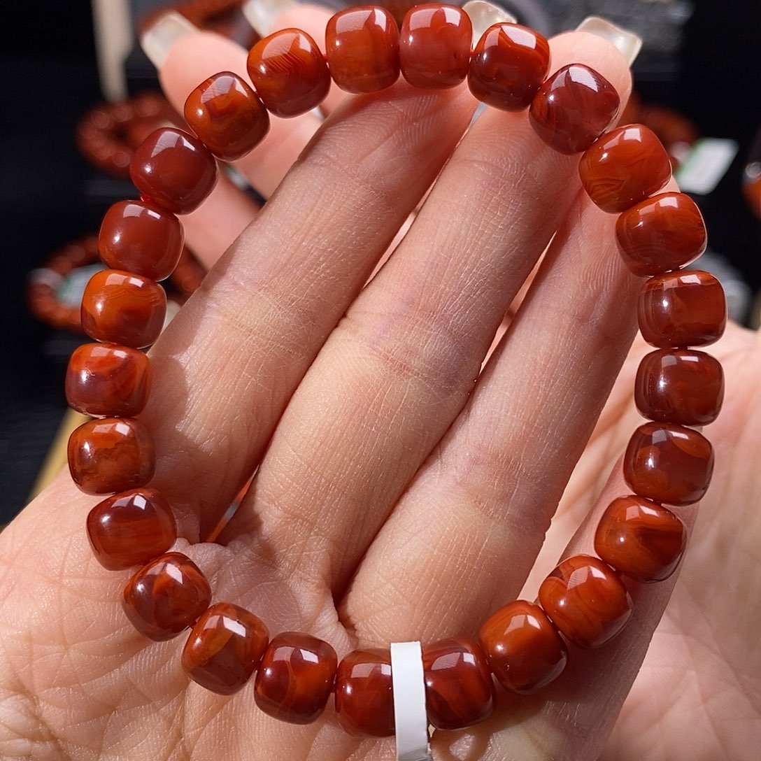 南红玛瑙未镶嵌四川凉山牛血红手串