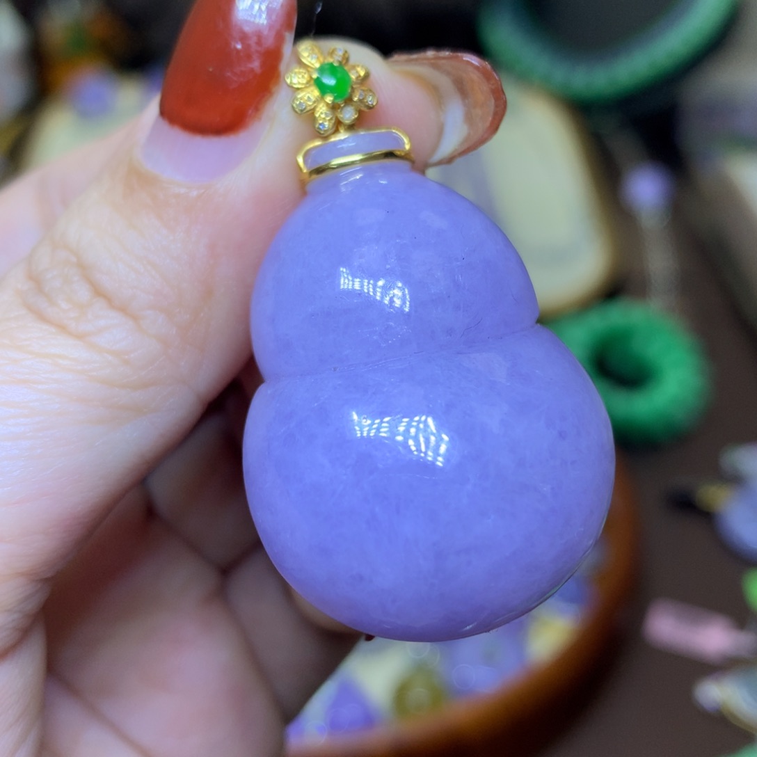 翡翠颈饰18K金镶嵌翡翠