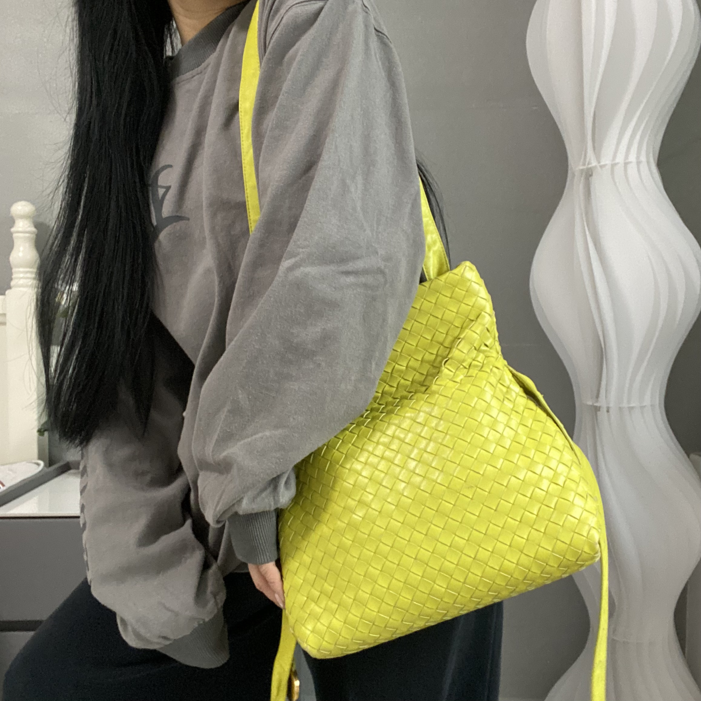 95新 BOTTEGA VENETA/葆蝶家 【可】果绿黄金币单肩斜挎包00 1145