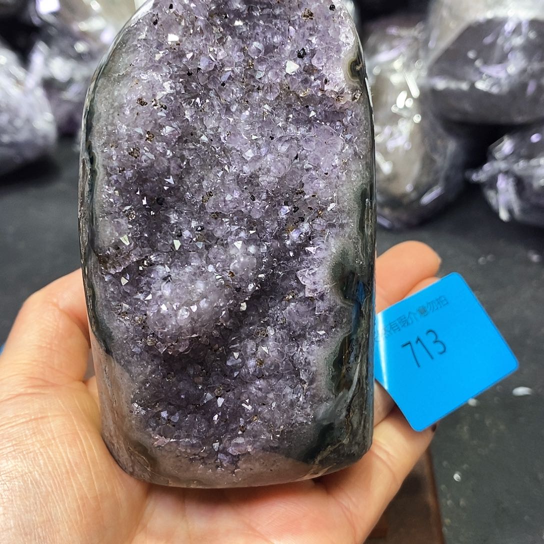 水晶大型摆件（非配饰）未镶嵌