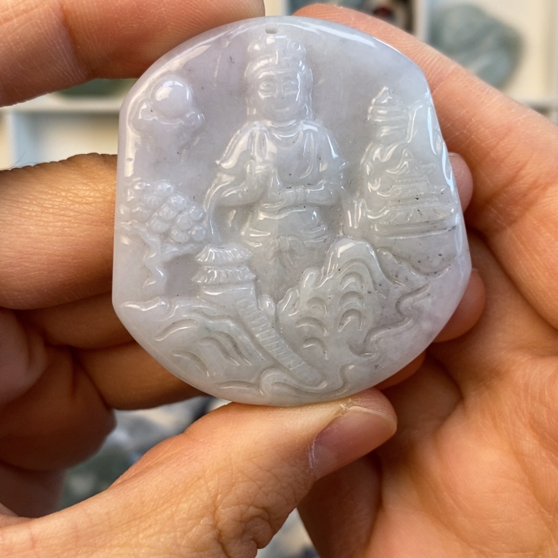 翡翠颈饰未镶嵌山水观音